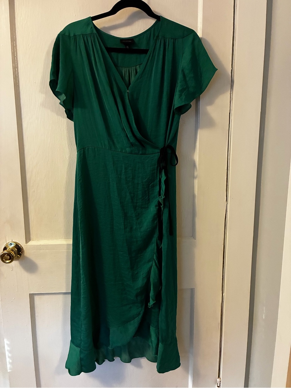 Who What Wear Emerald Wrap Midi Dress